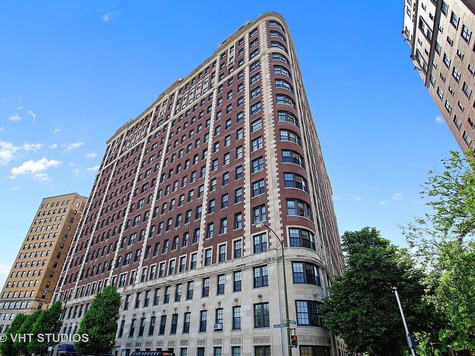 1st image of 3750 N Lake Shore Dr APT 14C