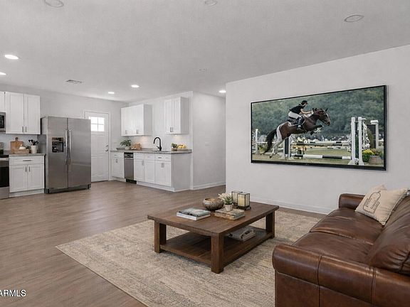 3rd image of 450 S CRISMON Road