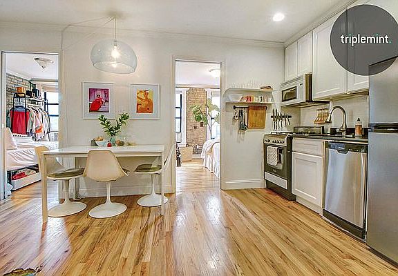 2nd image of 230 E 7th St #2BB