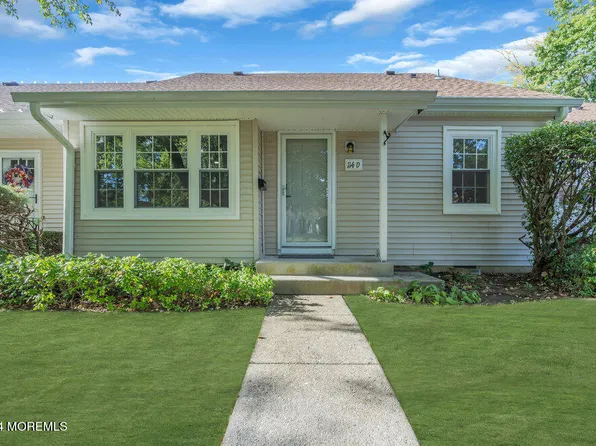 114 Pilatus Platz #D, Freehold, NJ 07728