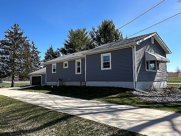 3rd image of 5504 Marsh Rd