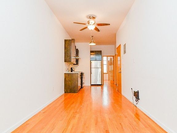 4th image of 165 Wilson Ave #4M