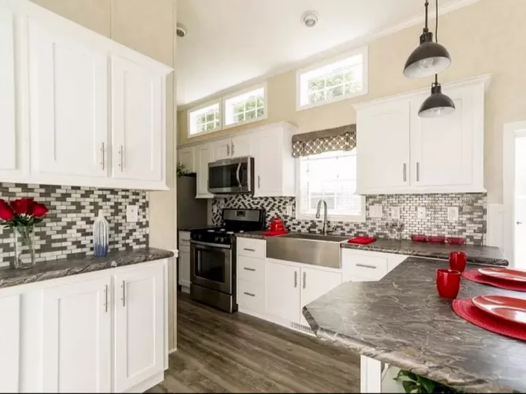 Athens Park kitchen