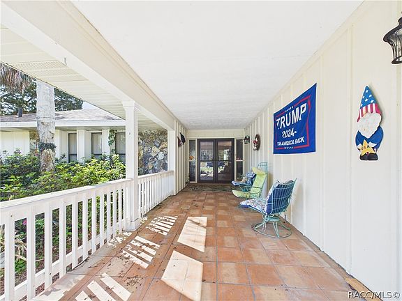 3rd image of 7628 W Golf Club St