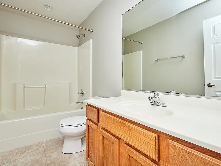615 SE Prairie Park Ln — Photo 15