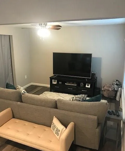7434 W Lambuth Ln — Photo 14