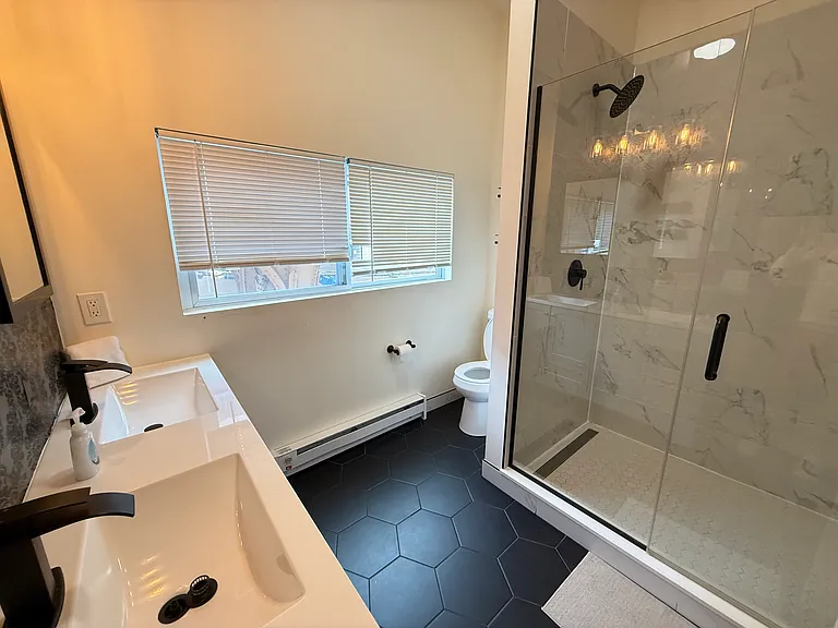 1861 N Winnebago Ave #2 — Photo 12
