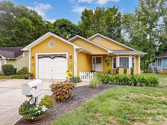 2nd image of 351 Mulberry Village Ln