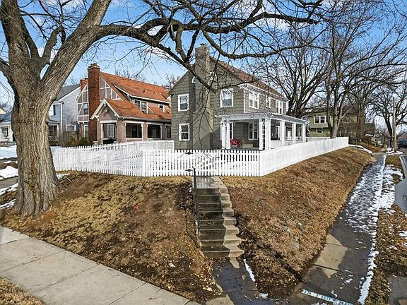 3rd image of 5349 Rockhill Rd