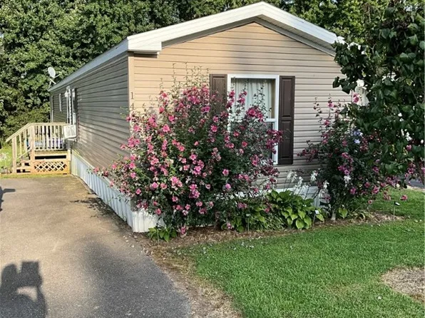 1612 Hennessey Rd Lot 14, Ontario, NY 14519