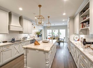 12 Sugarberry Cir, Houston, TX 77024