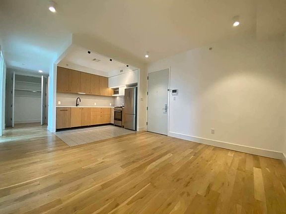 3rd image of 633 Marcy Ave #502