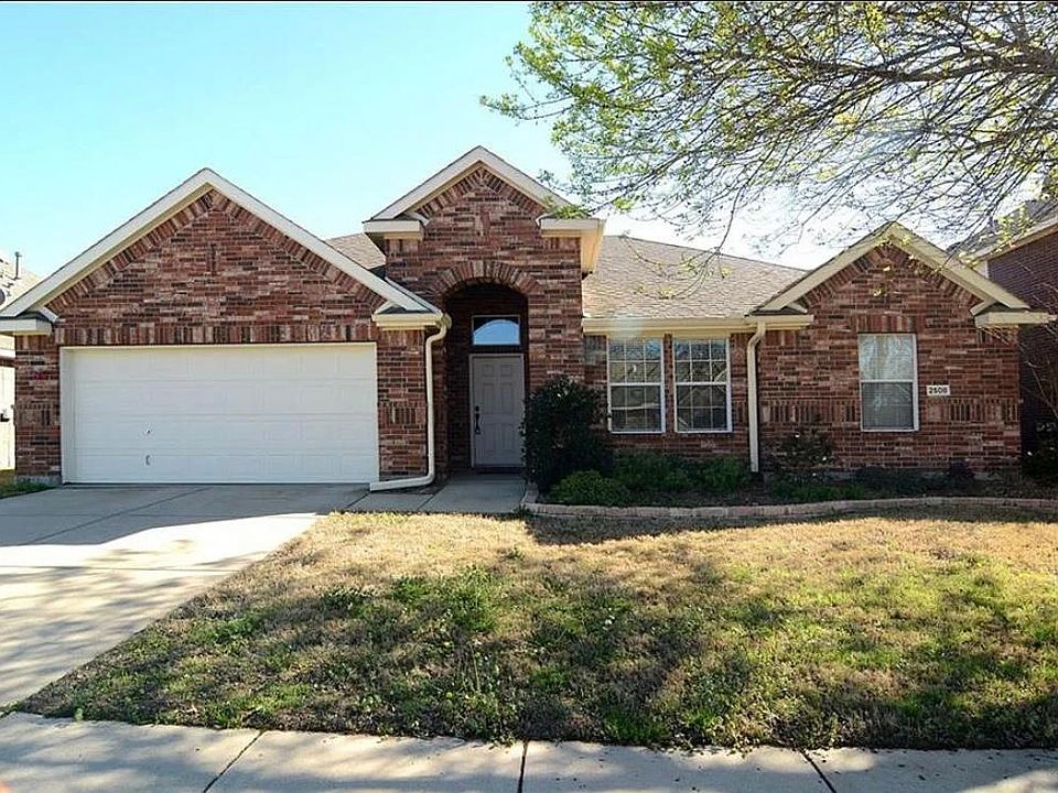 1st image of 2508 Clubhouse Dr