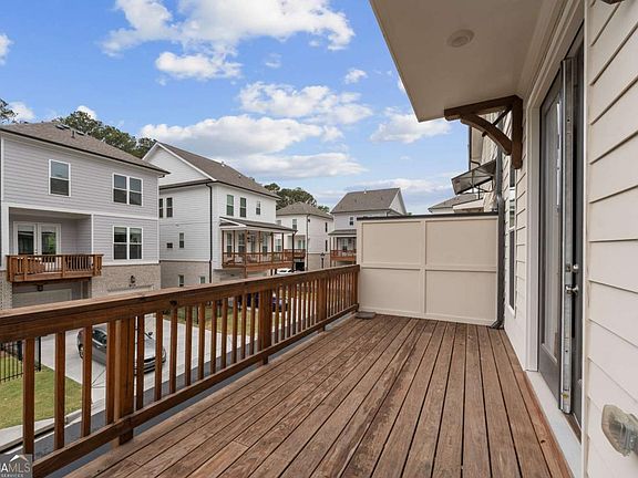 5th image of 3186 Moor View Rd #26