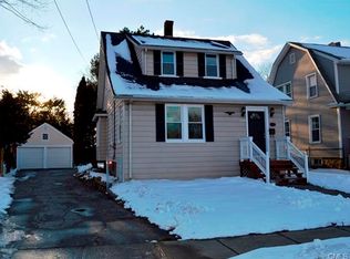1287 Nichols Ave, Stratford, CT 06614