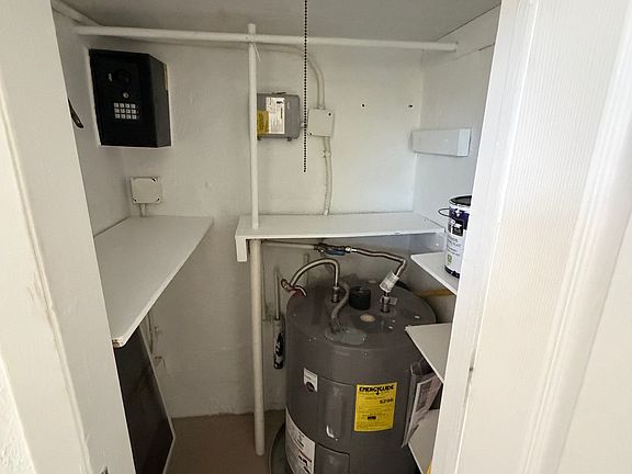 3rd image of 501 S Ocean Blvd APT 3
