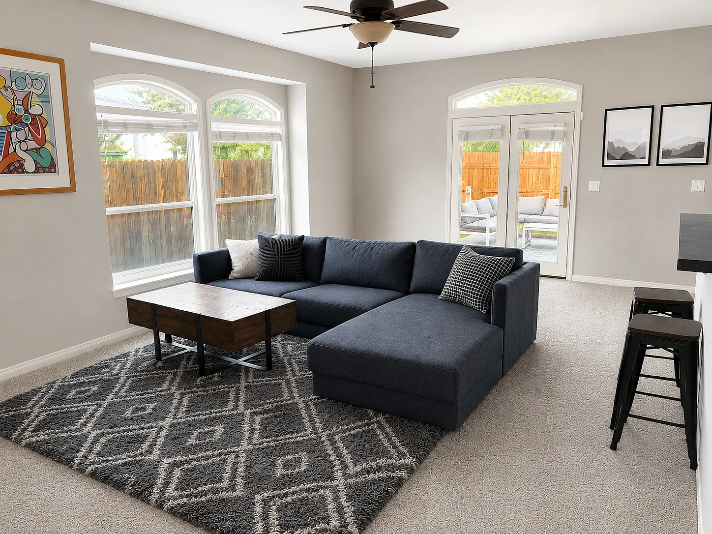 3 bed, 1667 sqft, $2,850 — Photo 2
