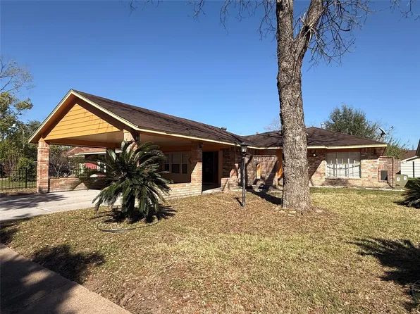 10242 Ella Falls Blvd, Houston, TX 77038