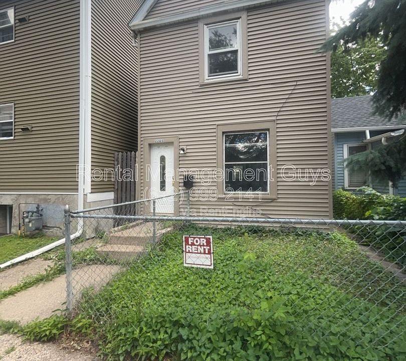 1st image of 2205 10th Ave S