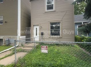 2205 10th Ave S, Minneapolis, MN 55404