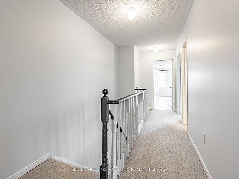 Mississauga House for rent - 3 Bedrooms — photo 10