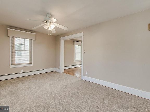 5th image of 11005 Roessner Ave