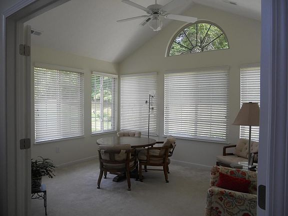 5th image of 194 Jamie Lynn Cir