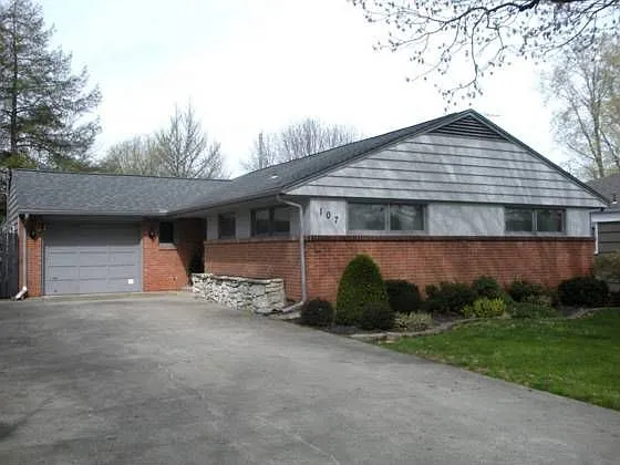 107 N Alden Rd photo 1