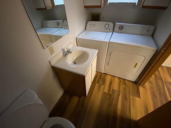 4th image of 1608 W 15th Ln APT 8