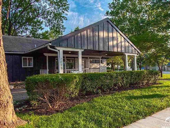 2019  Harvard Lawrence, KS listing photo #4