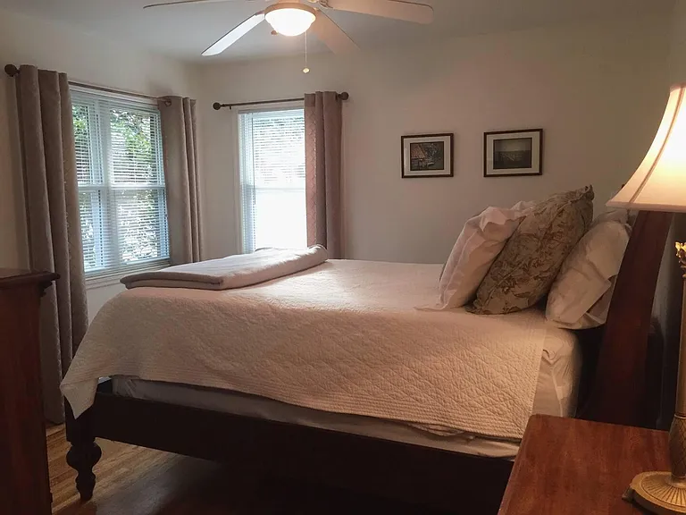 2421 Persimmon Rd — Photo 3