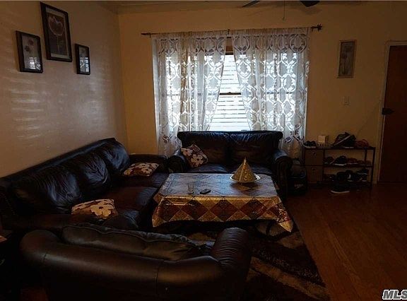 5th image of 5058 42nd St
