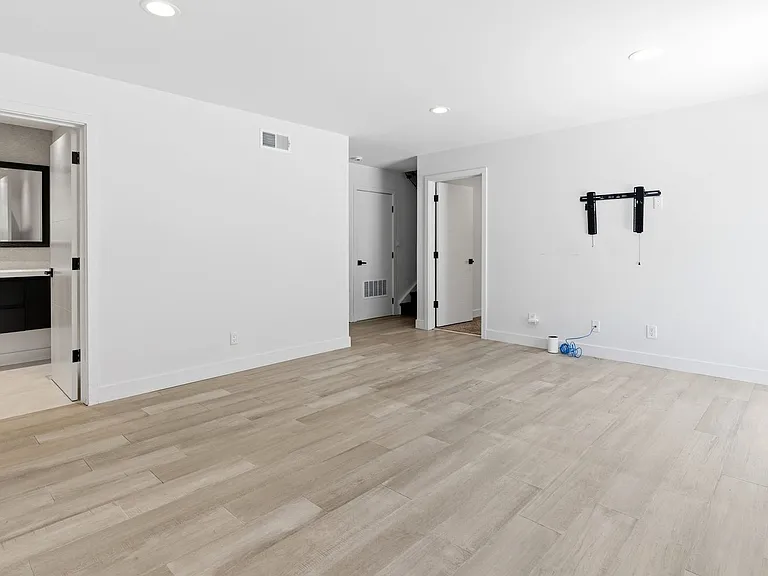 4520 Park Cordero — Photo 28