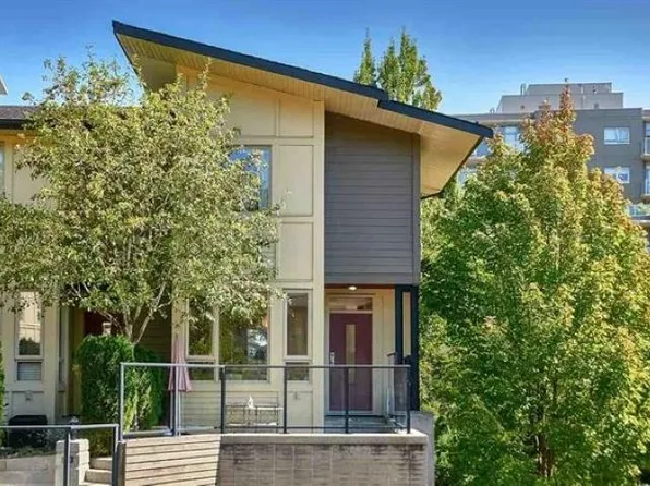 9229 University Cres #132, Burnaby, BC V5A 4Z2