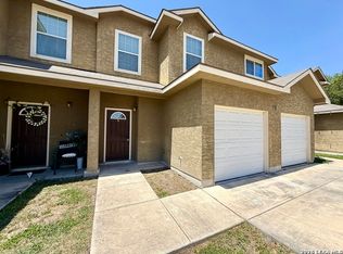 91 Plaza Dr #2, Universal City, TX 78148