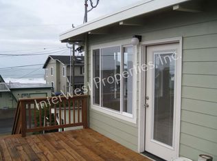 5218 NW Jetty Ave #B, Lincoln City, OR