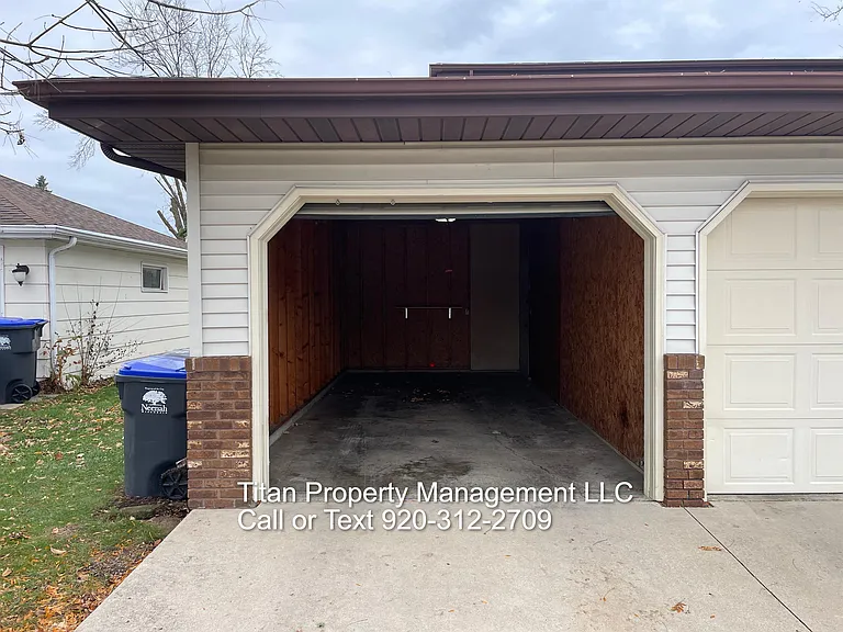 1010A Tullar Ct — Photo 7