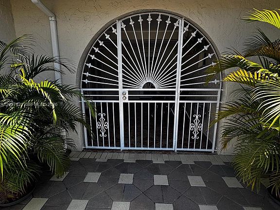 3rd image of 5836 NW 199th St