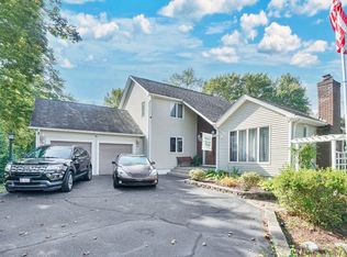 416 Hillcrest Ave, West Springfield, MA 01089