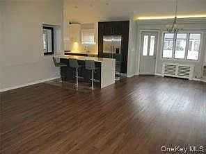 3 bed, 2.0 bath, $4,750 — Photo 2