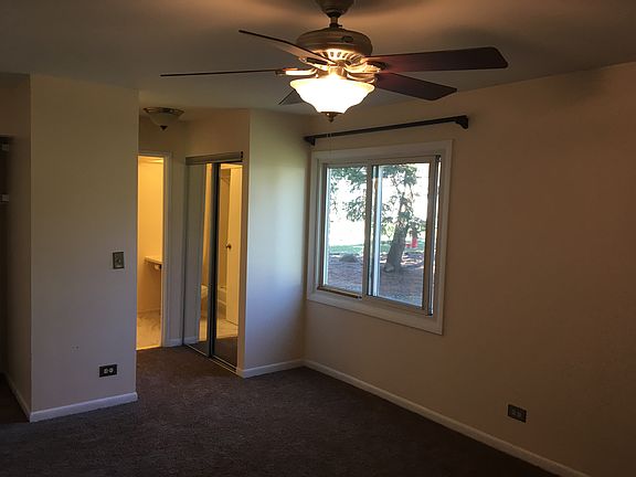 5th image of 2720 Mitchell Dr APT 3