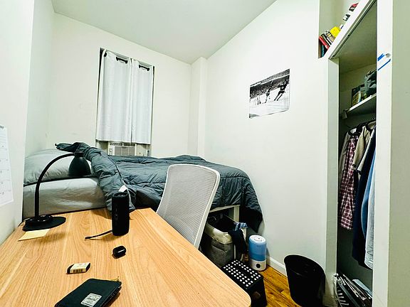 5th image of 34 1/2 Saint Marks Pl APT 5