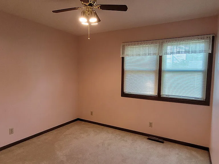 8110 Lowell Ave — Photo 9