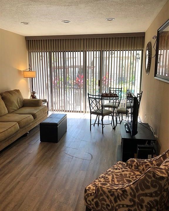 1st image of 12100 Melville Dr APT 903