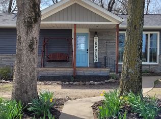 2876 Oak Ridge Ext, Neosho, MO 64850