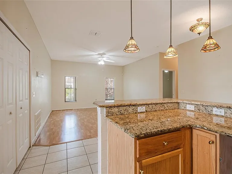 603 Pinehurst Ct — Photo 20