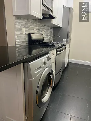 Rented by Bond New York | media 12