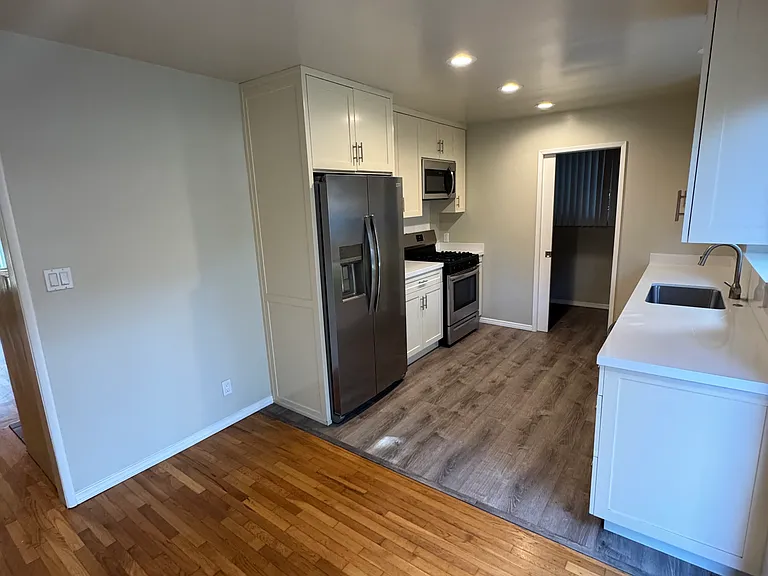 676 Bienveneda Ave — Photo 5