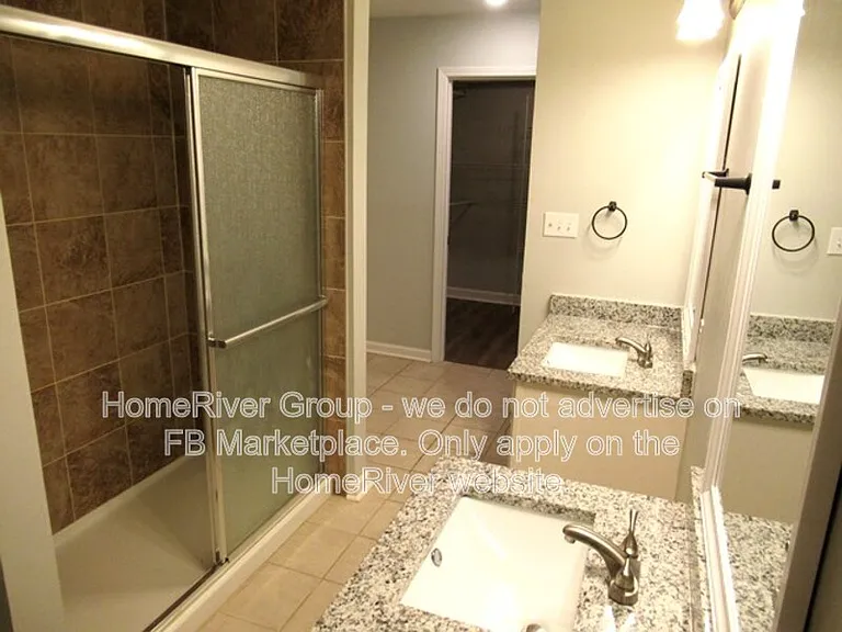 2798 Ashbriar Cv — Photo 9