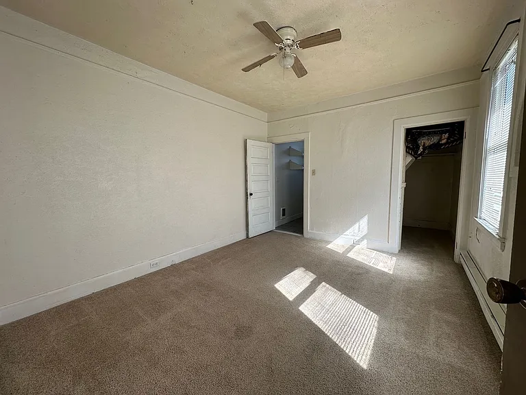 735 E Nora Ave — Photo 9